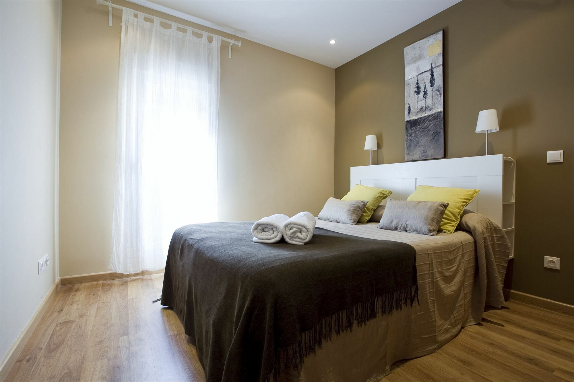 Apartamentos Apr Numancia 马德里 外观 照片